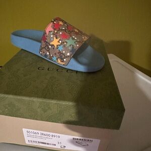Gucci slides
